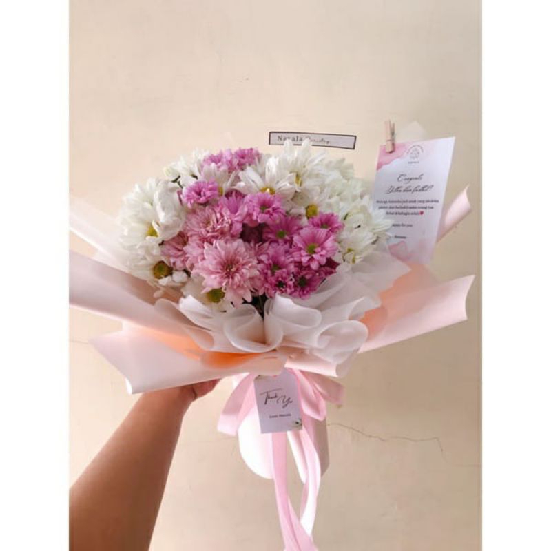 Buket Wisuda / Buket Wedding / Buket Lamaran / Buket Birthday / Buket Bunga Asli Jogja