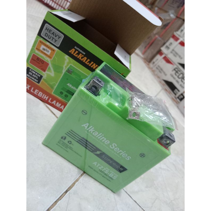 aki Vario 125 ATZ7S alkaline