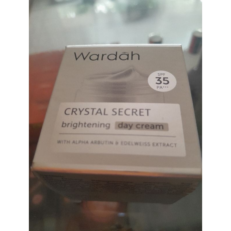 Wardah Crystal secret brightening Day cream 9ml