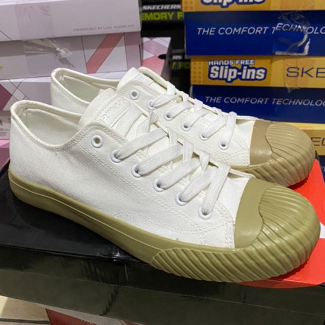 Sepatu Airwalk White Original