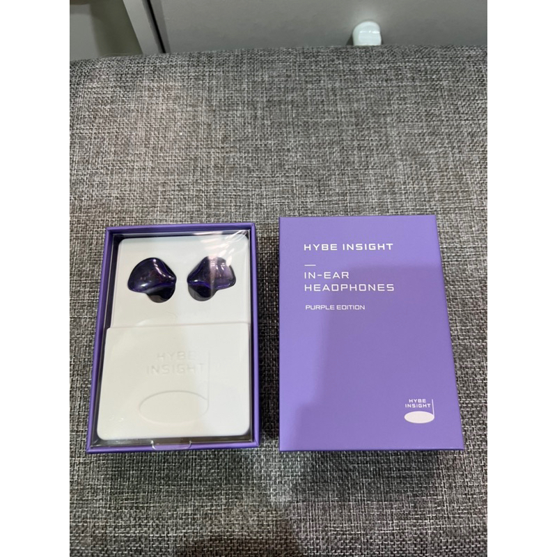 HYBE INSIGHT in ear headphones