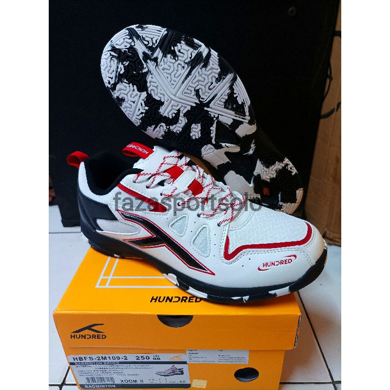 sepatu badminton HNDRD XOOM II