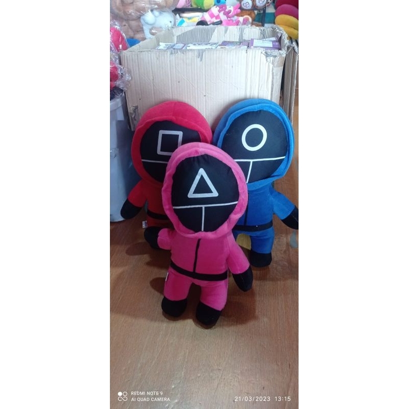 Boneka squid game / squid game