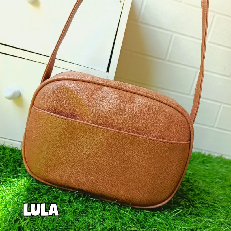 HYOO Lula Bag Tas Slempang Wanita Oval Anti Air