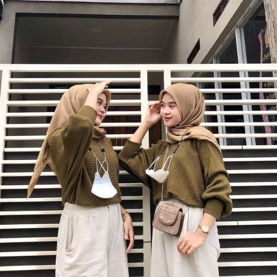 LASPERAL BLOUSE BATWING RAJUT • BATWING RAJUT • BLOUSE WANITA