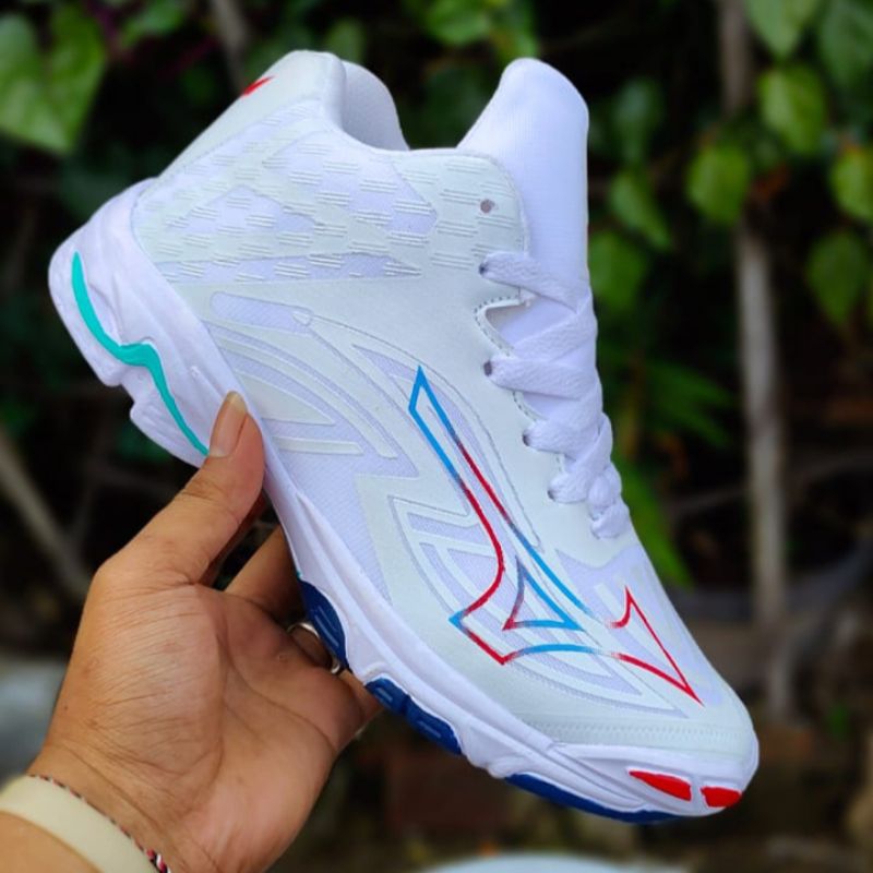 Sepatu Volly mizuno wanita size 36 37 38 sepatu mizuno wlz 7 mid Sepatu volly