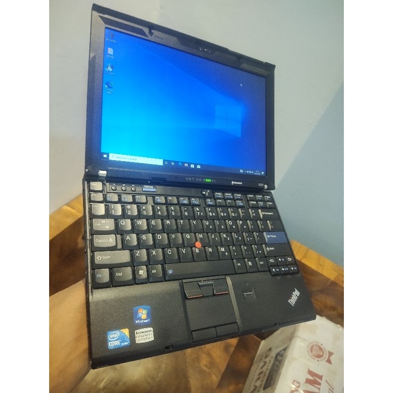 Lenovo Thinkpad x201 Core i5 Ram 4GB Super murah Bergaransi