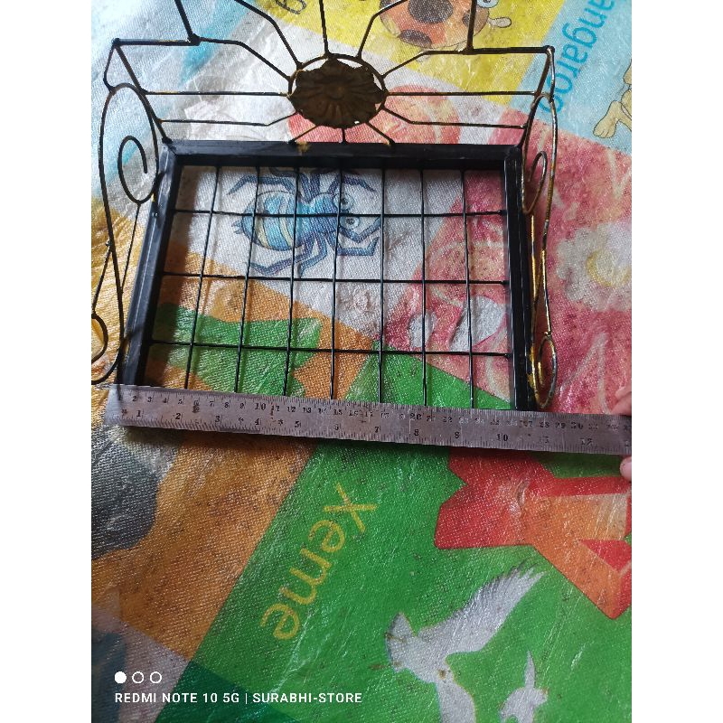 plangkiran pelangkiran besi Bali wadah banten canang