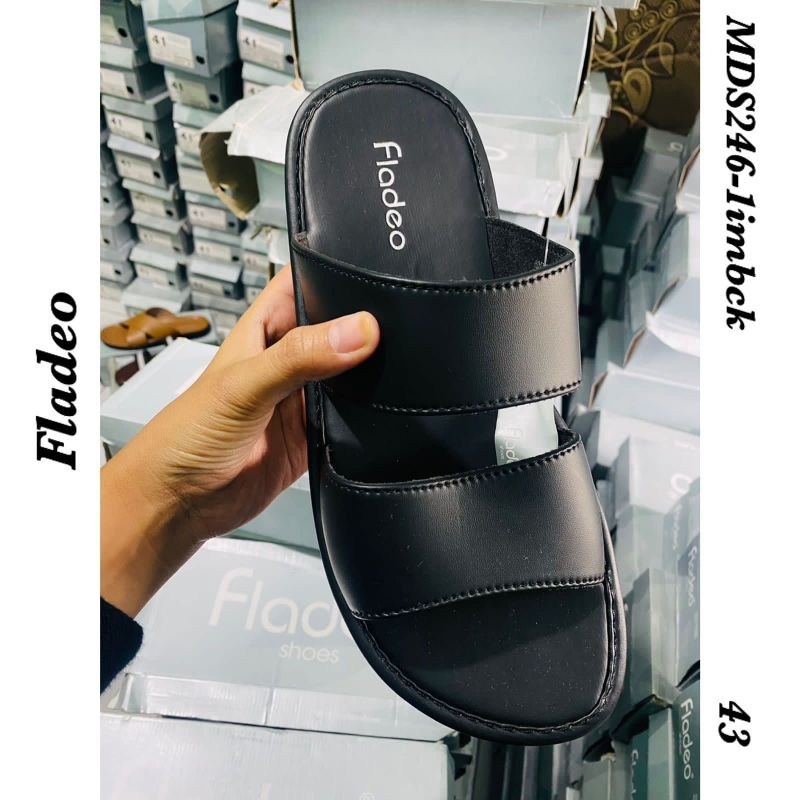 Sandal Pria Hitam F