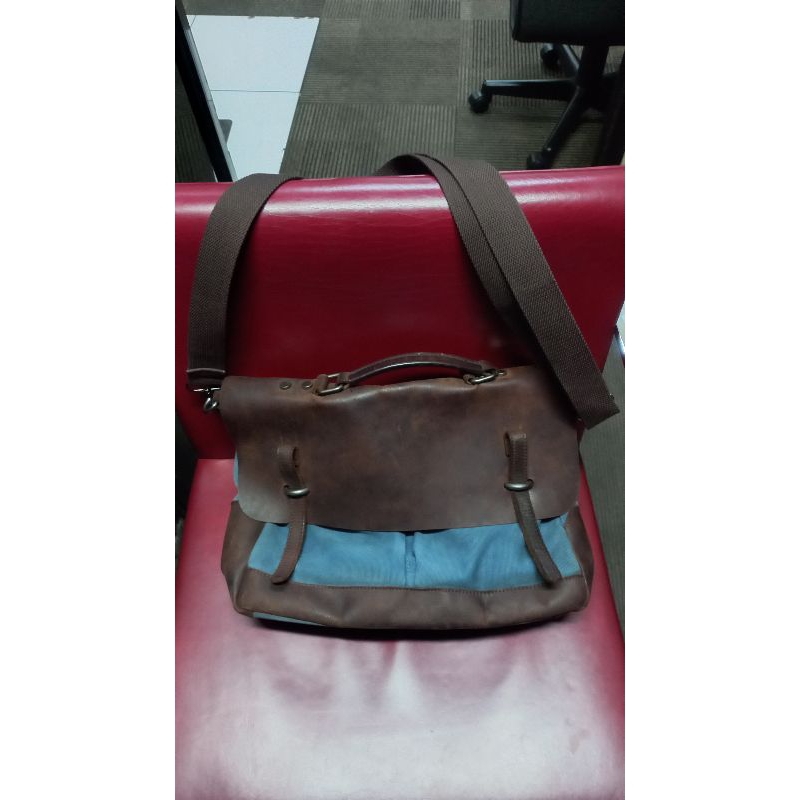 Tas selempang kanvas kulit preloved handmade fullhardy zapatos bourzu koleksi preloved branded