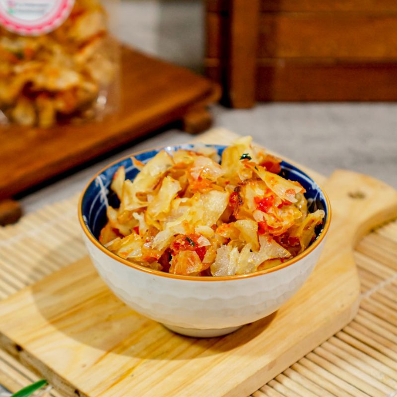 

(BISA COD BAYAR DI TEMPAT) KERIPIK SINGKONG PEDAS MANIS DAUN JERUK 1 KG SINGKONG PEDAS MANIS