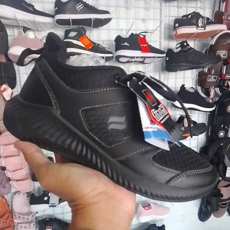 sepatu finotti sekolah,sepatu finotti santai ,sepatu sekolah hitam,,sepatu olahraga finotti ,sepatu 