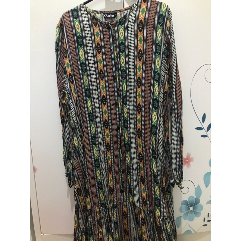 preloved sheeVa size m