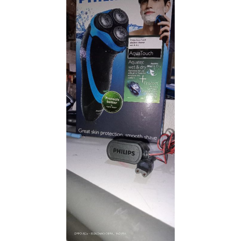 charger / adaptor alat cukur Philips original