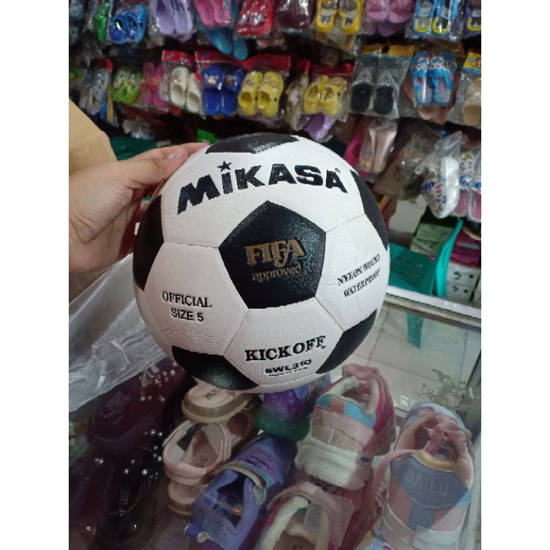 bola kaki press Mikasa hitam putih size 5 best seller bahan bagus