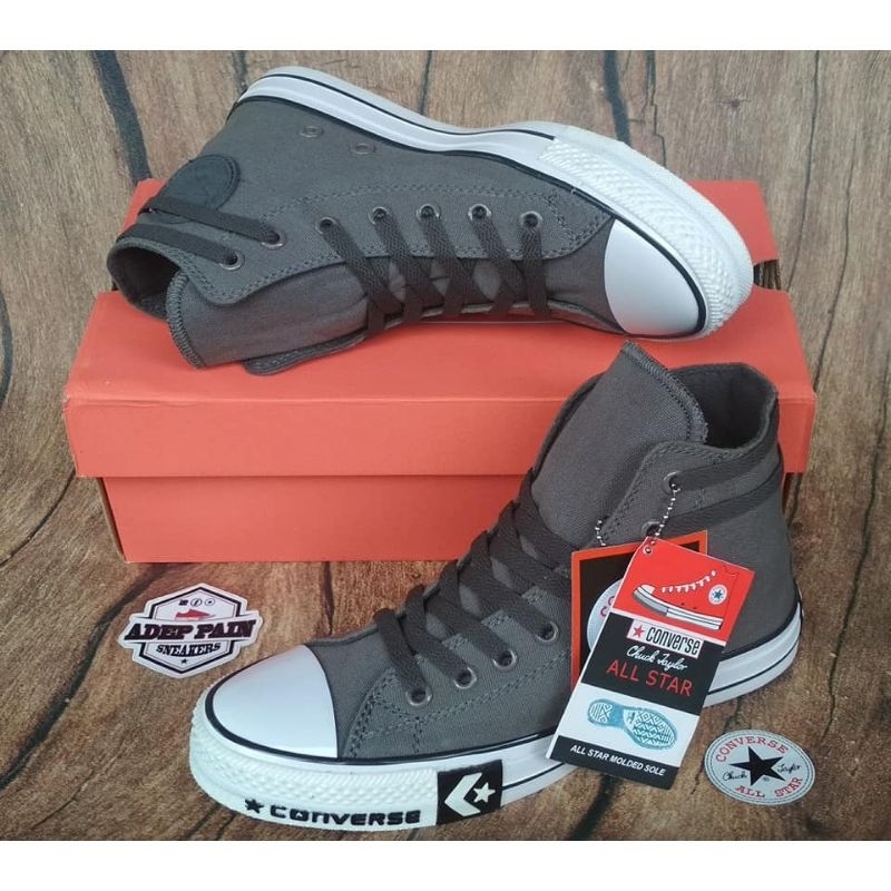 sepatu sneaker Converse tinggi abu klasik terbaru 2023