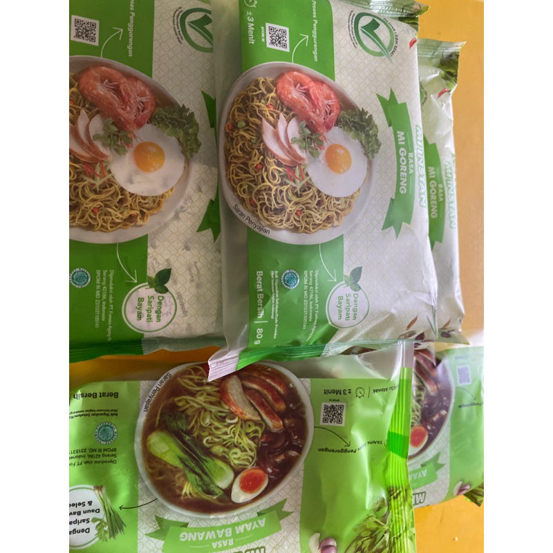 

Lemonilo Mi Instan Rasa Ayam Bawangdan Mi Goreng
