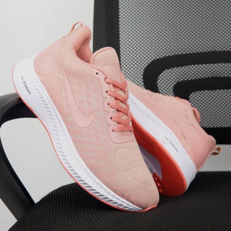 SEPATU SNEAKERS WANITA NIKE 35