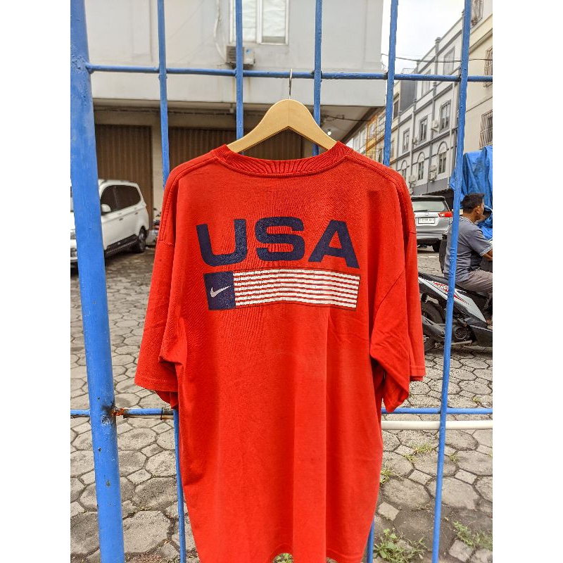 nike vintage USA 90s red Tee