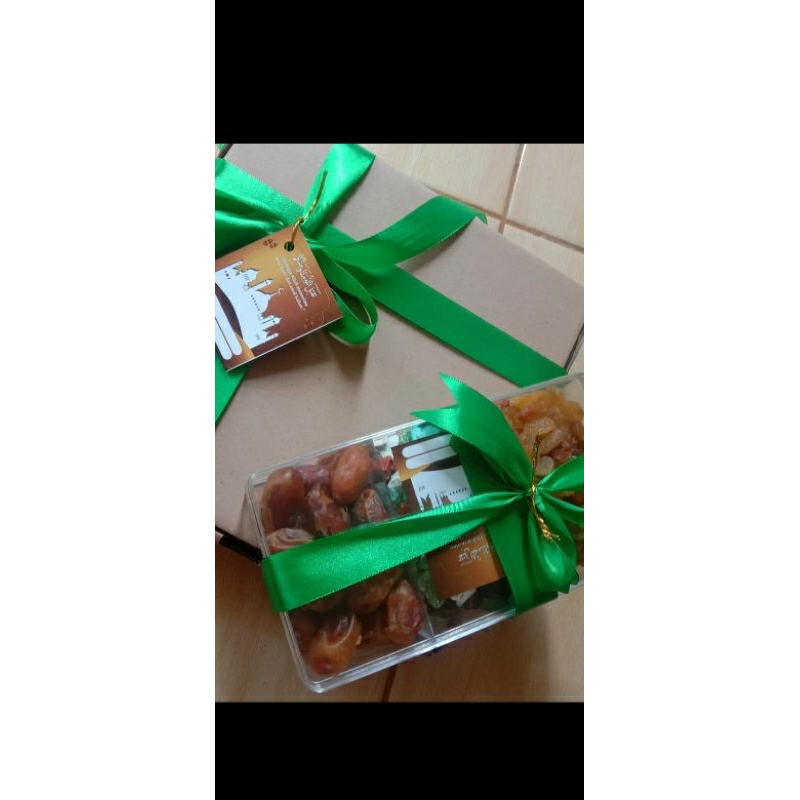 

KURMA MIX/HAMPERS KURMA/KURMA PREMIUM/KURMA ARAB