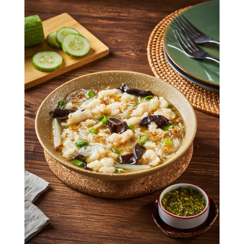 

TEKWAN TENGGIRI PORSIAN MAKAN SENDIRI