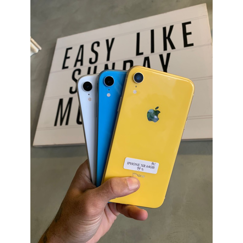 iphone xr 64gb