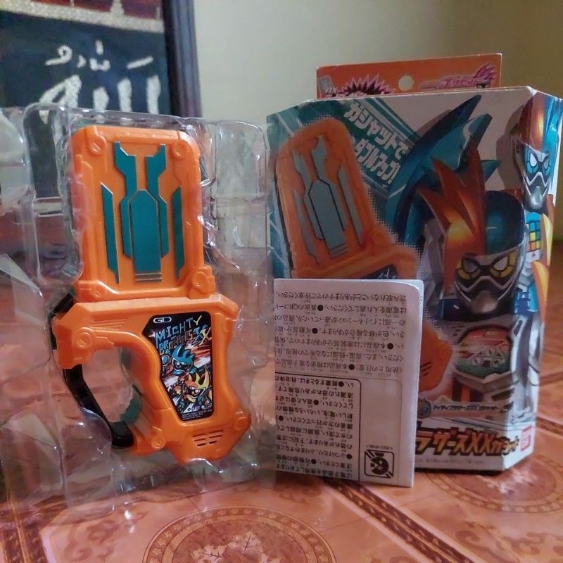 DX Mighty Brother XX Gashat, Kamen Rider EX-Aid