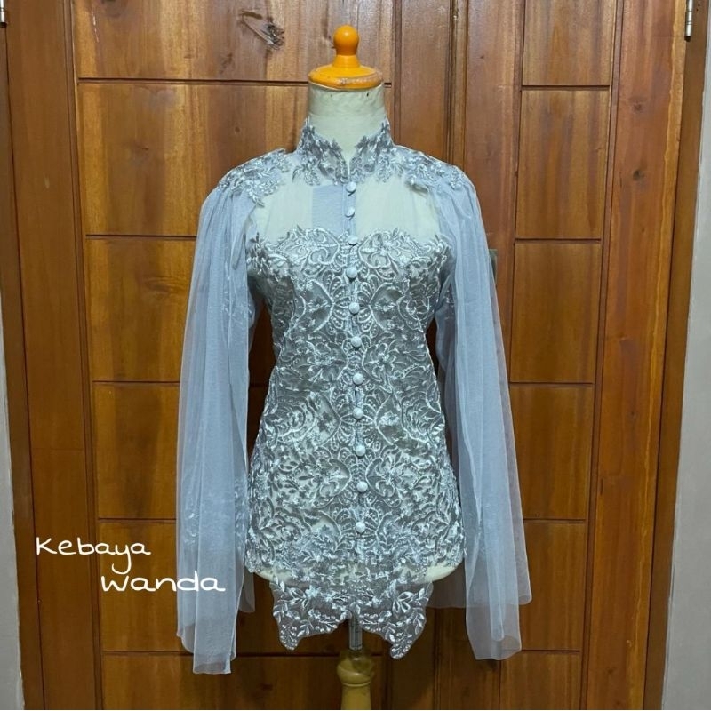 Atasan Kebaya Tunangan / Kebaya Wisuda/Kebaya Pagar Ayu/Kebaya Modern/Kebaya Terbaru/Kebaya Murah