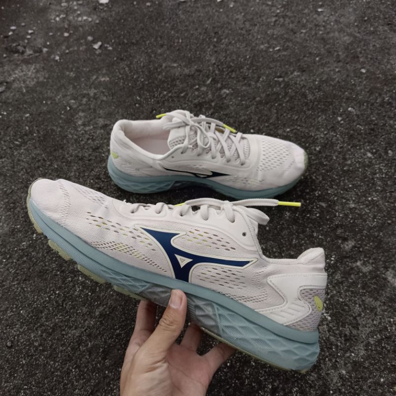 sepatu mizuno second original
