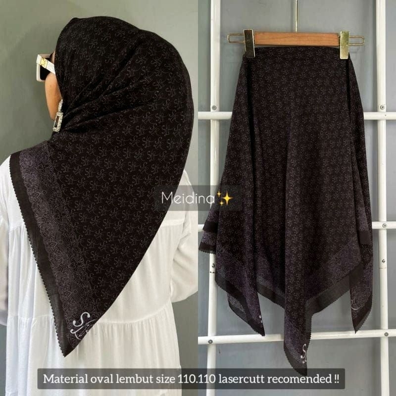 Hijab Segi Empat Motif