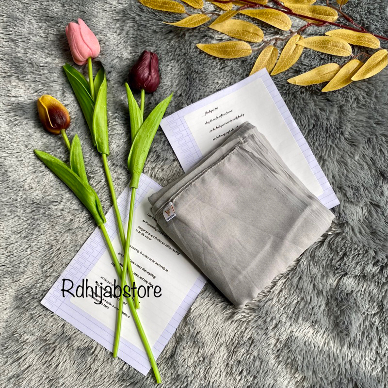 hijab segiempat paris / catton paris old | red rose | azara | varisha-Light grey