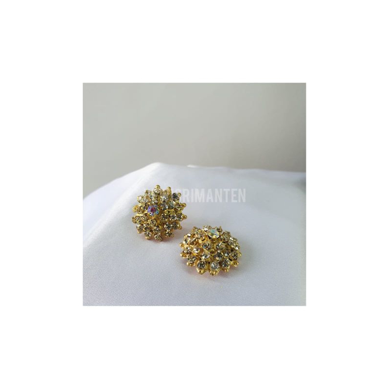 Giwang trap cengkreman