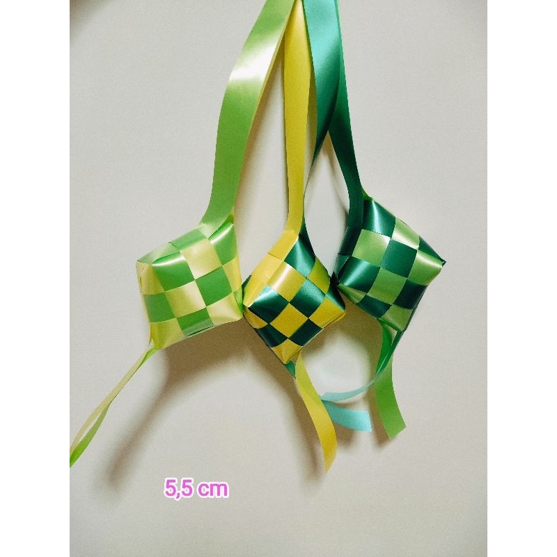 

HIASAN KETUPAT / PITA KETUPAT / PITA HAMPERS