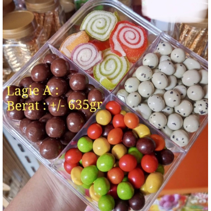 

Hampres coklat toples sekat 3,4