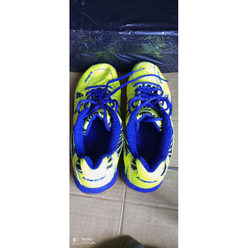 sepatu badminton kawasaki.bekas/PL.minus