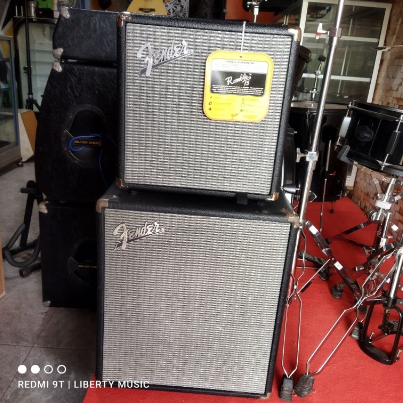 AMPLI BASS KAMAR FENDER RUMBLE 15 BEKAS