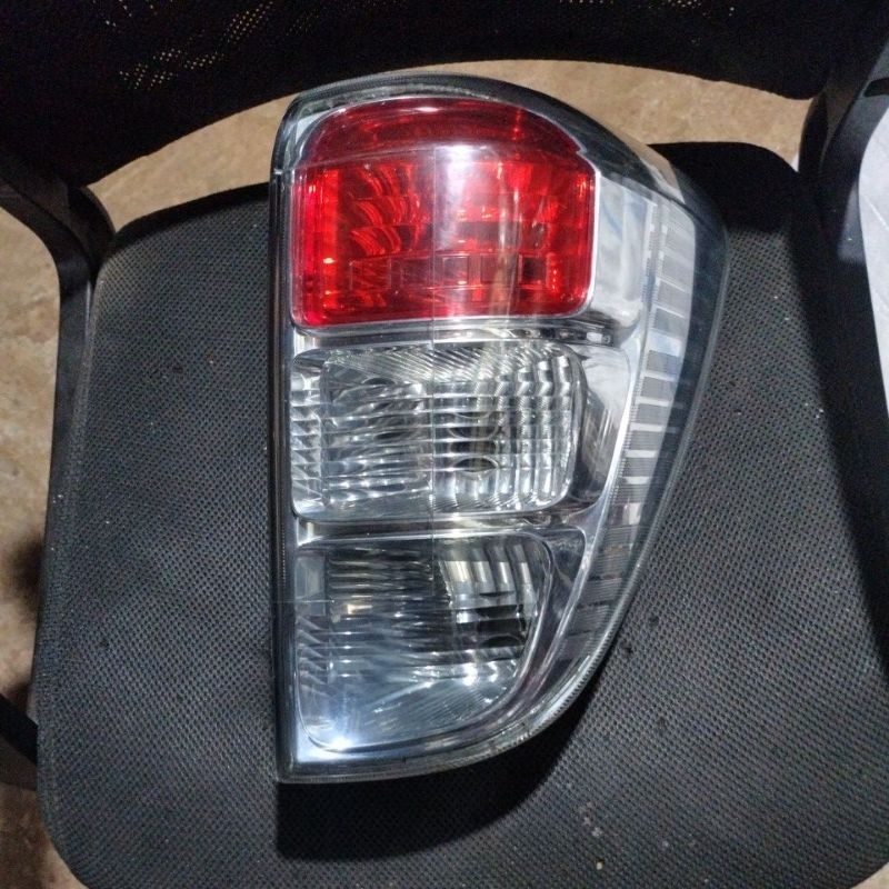 Stop lamp Toyota Rush lama 2012