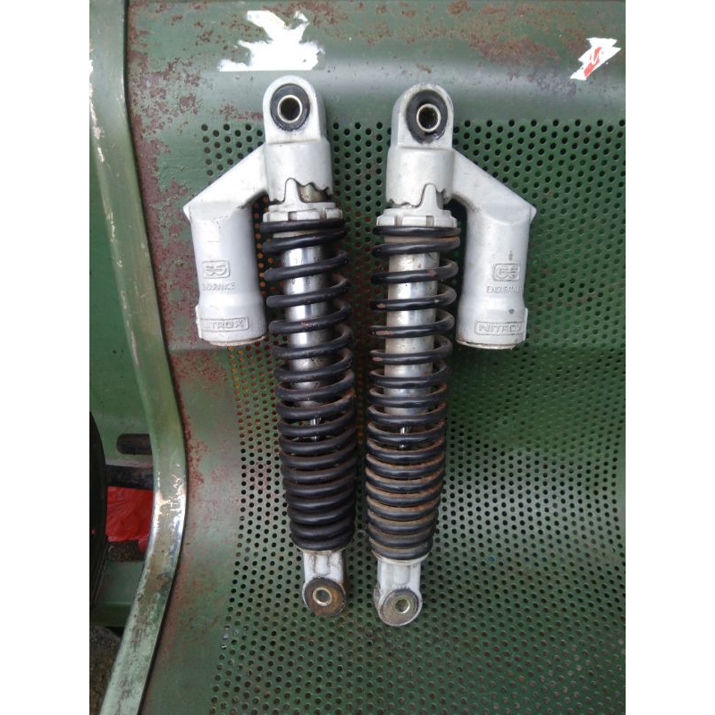 shock belakang bajaj pulsar 180cc original