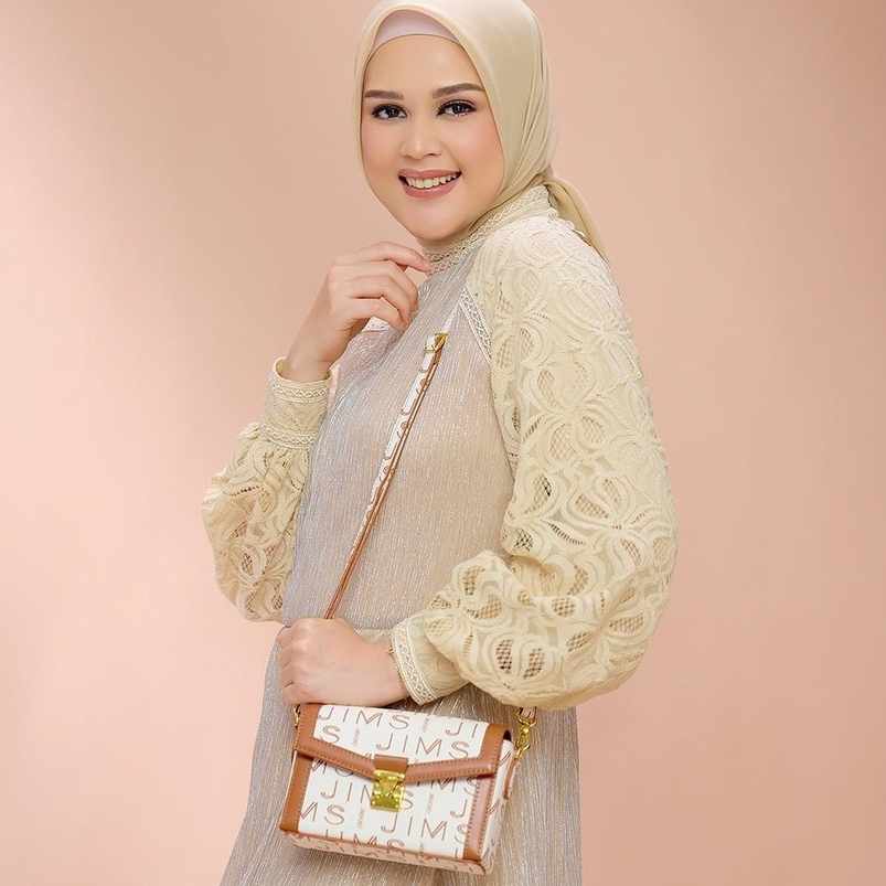 Jims Honey Riska Bag JH X Cut Meyriska Tas Selempang Clutch Wanita Kekinian Import