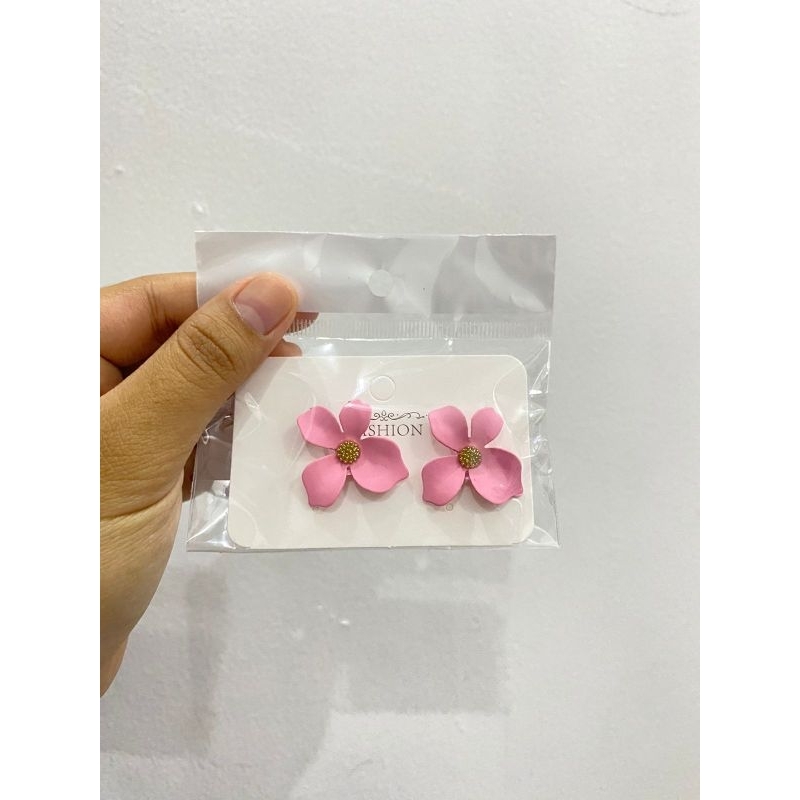 aksesoris anting hijab Daisy