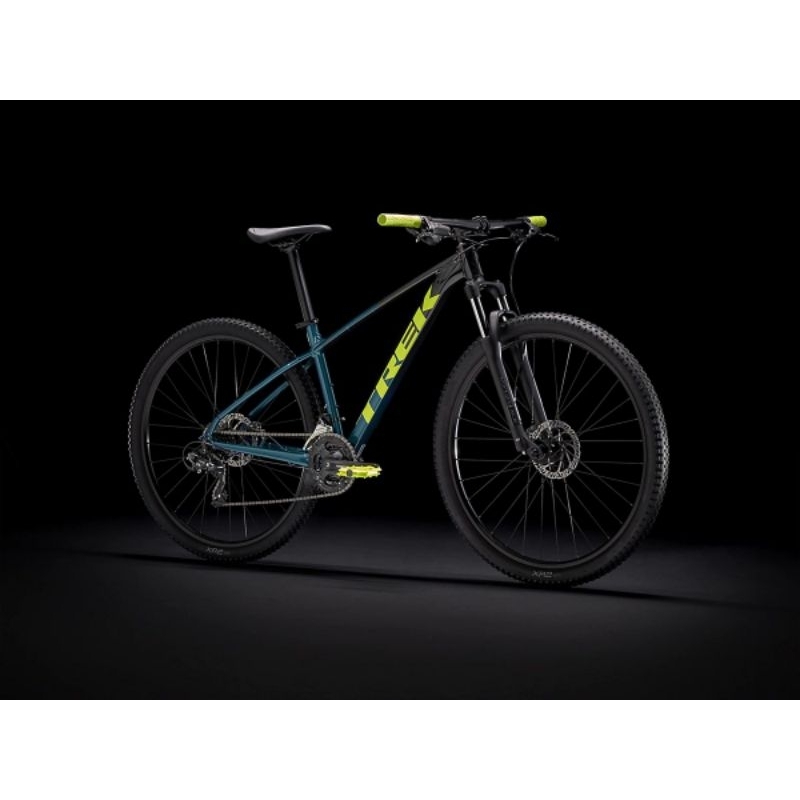 Sepeda Gunung MTB Trek Marlin 5 Disc 2021 - Green-Black, M