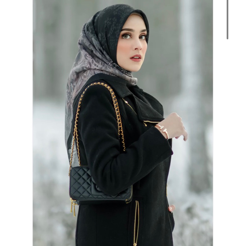 Buttonscarves Disney's Frozen Buttonscarves Voal - Black