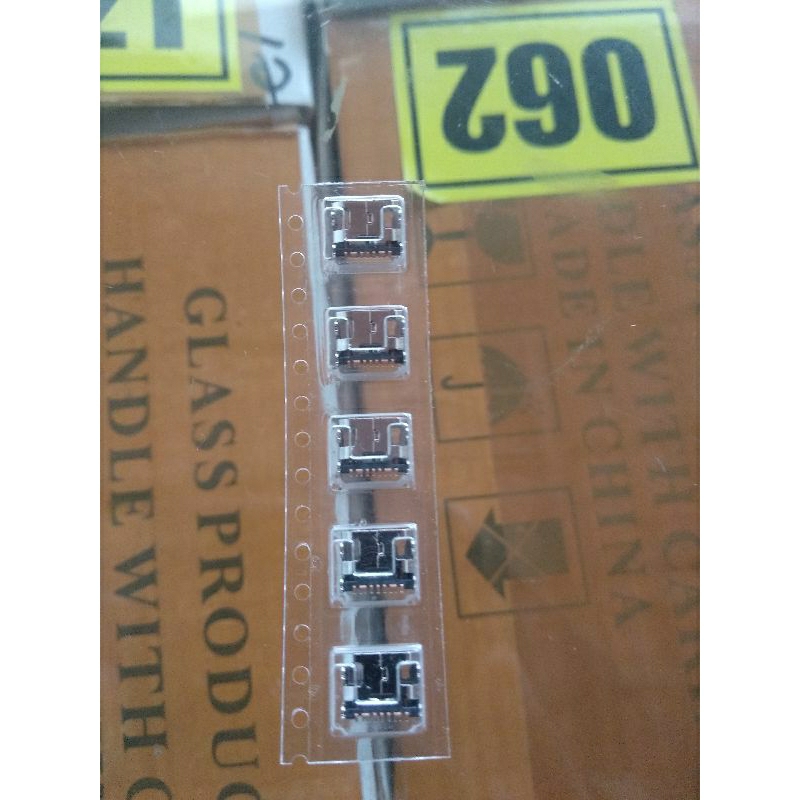 konektor cas Samsung galaxy j111f / j1 ace 5pcs