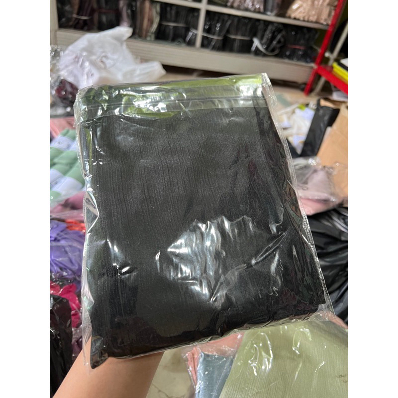 Pashmina satin silk Premium hitam satin silk Hitam pashmina silk hitam