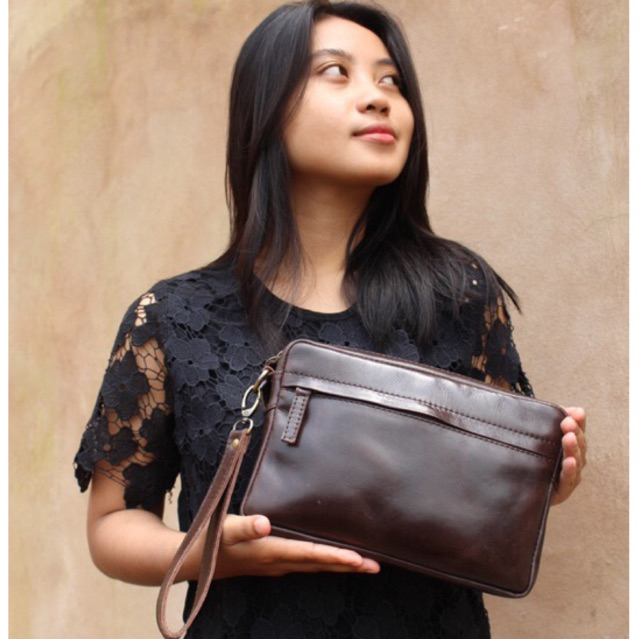 CLUTCH PRIA DAN WANITA BAHAN KULIT SAPI ASLI PULL UP MODEL GANZZO / FREE GRAVIR NAMA DAN LOGO