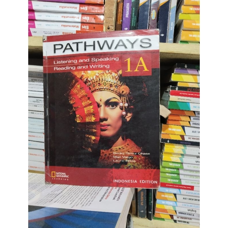 BUKU PATHWAYS Listening and Speaking/Reading and Writing 1A
