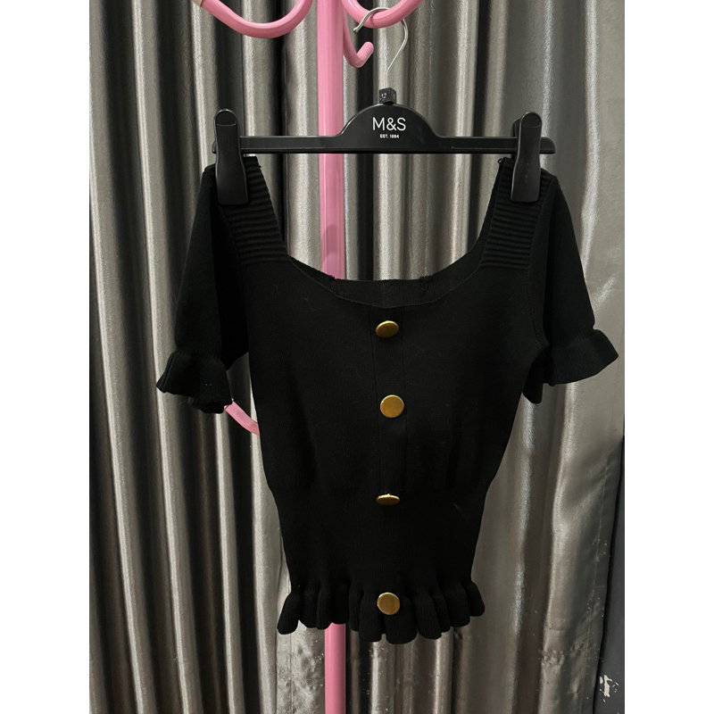 Atasan rajut lengan pendek kancing sultan ruffle