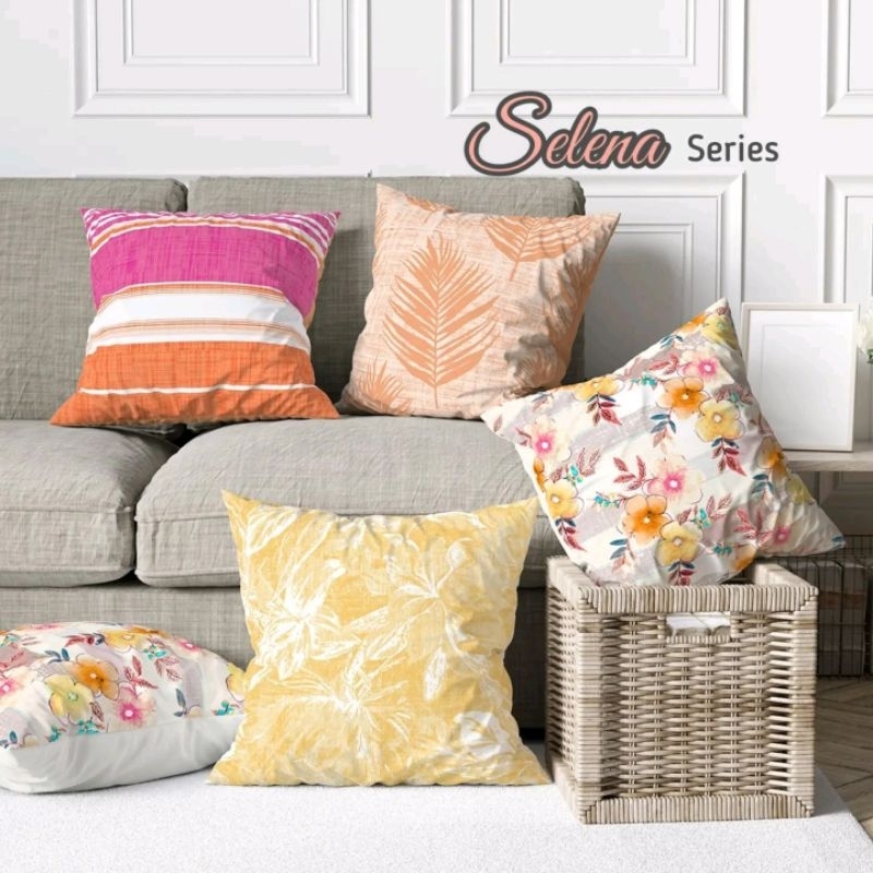 SARUNG BANTAL SOFA PRINT MOTIF SELENNA SERIES 40X40 CM