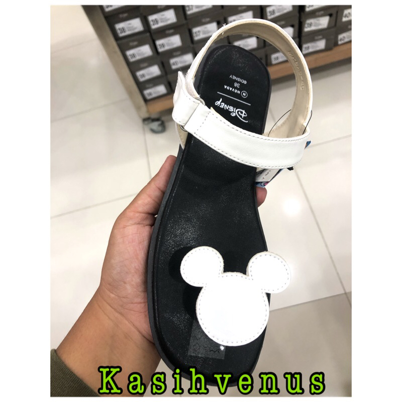 sandal Disney x Nevada 100% original