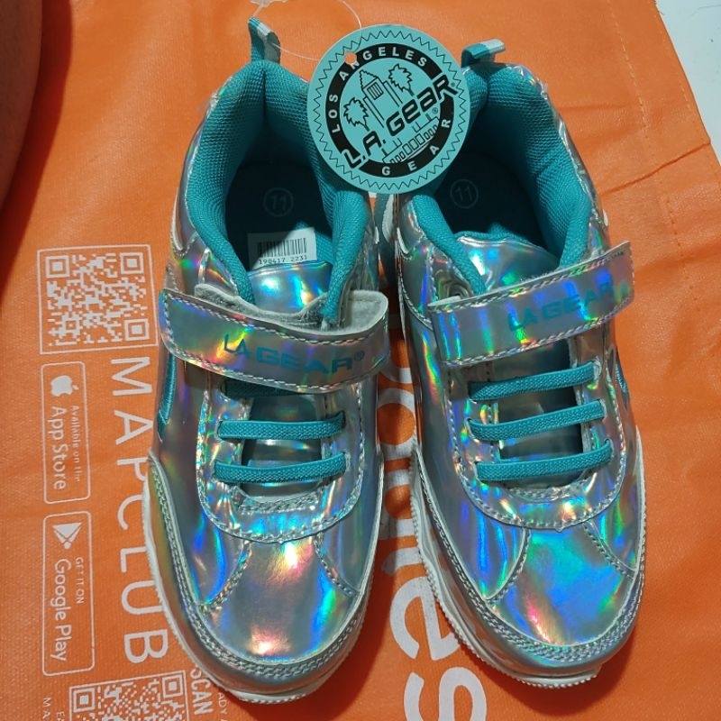 SNEAKERS Anak LA GEAR BY PAYLESS Harga Normal 399.000